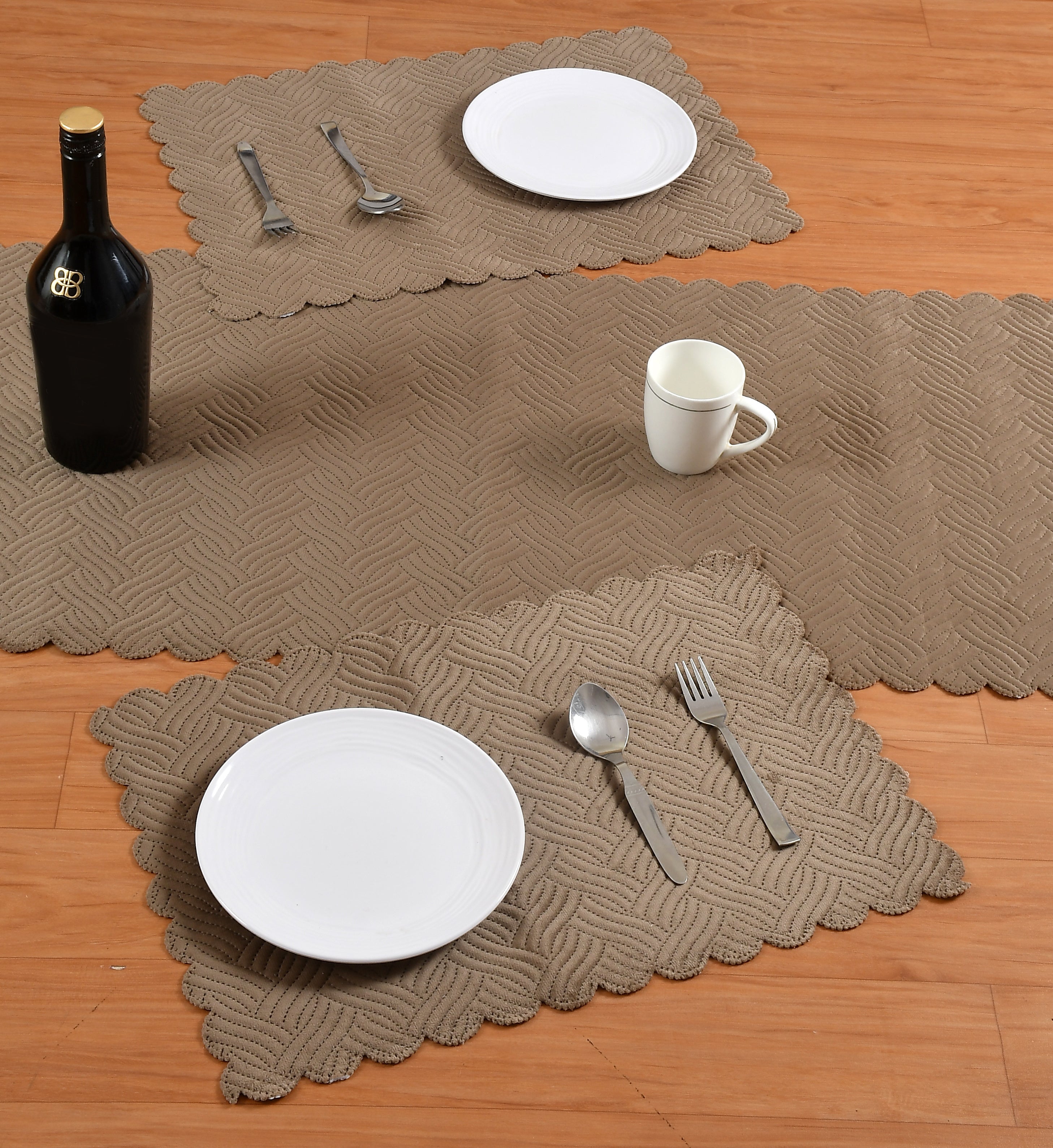 The Intellect Bazaar Velvet Quilted Mats Washable Mats for Dining Table Placemats Heat Resistant Dining Table Place Mats for Kitchen Coffee Table Wedding Party (12 x 18 Inch (Set of 4 Pieces)