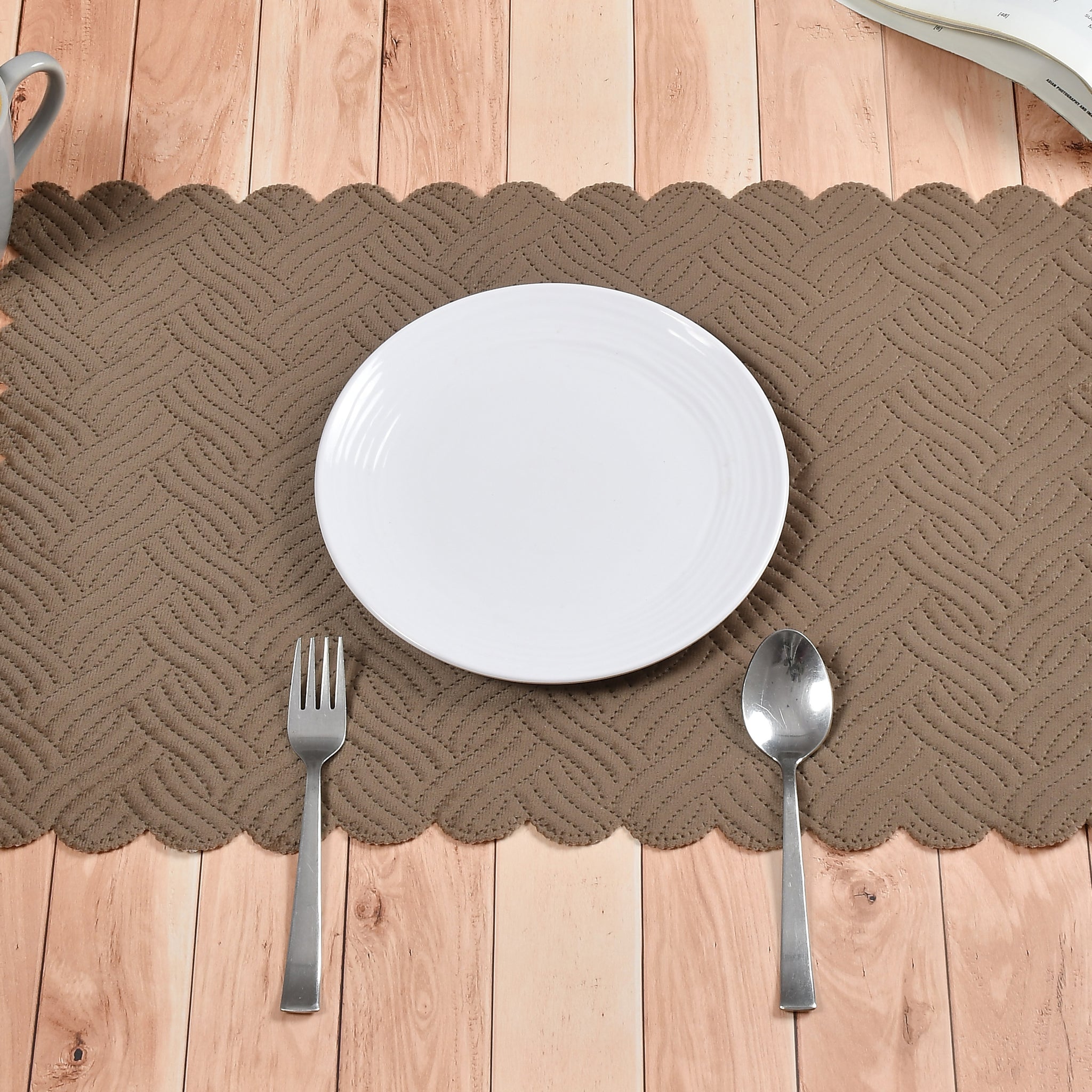 The Intellect Bazaar Velvet Quilted Mats Washable Mats for Dining Table Placemats Heat Resistant Dining Table Place Mats for Kitchen Coffee Table Wedding Party (12 x 18 Inch (Set of 4 Pieces)